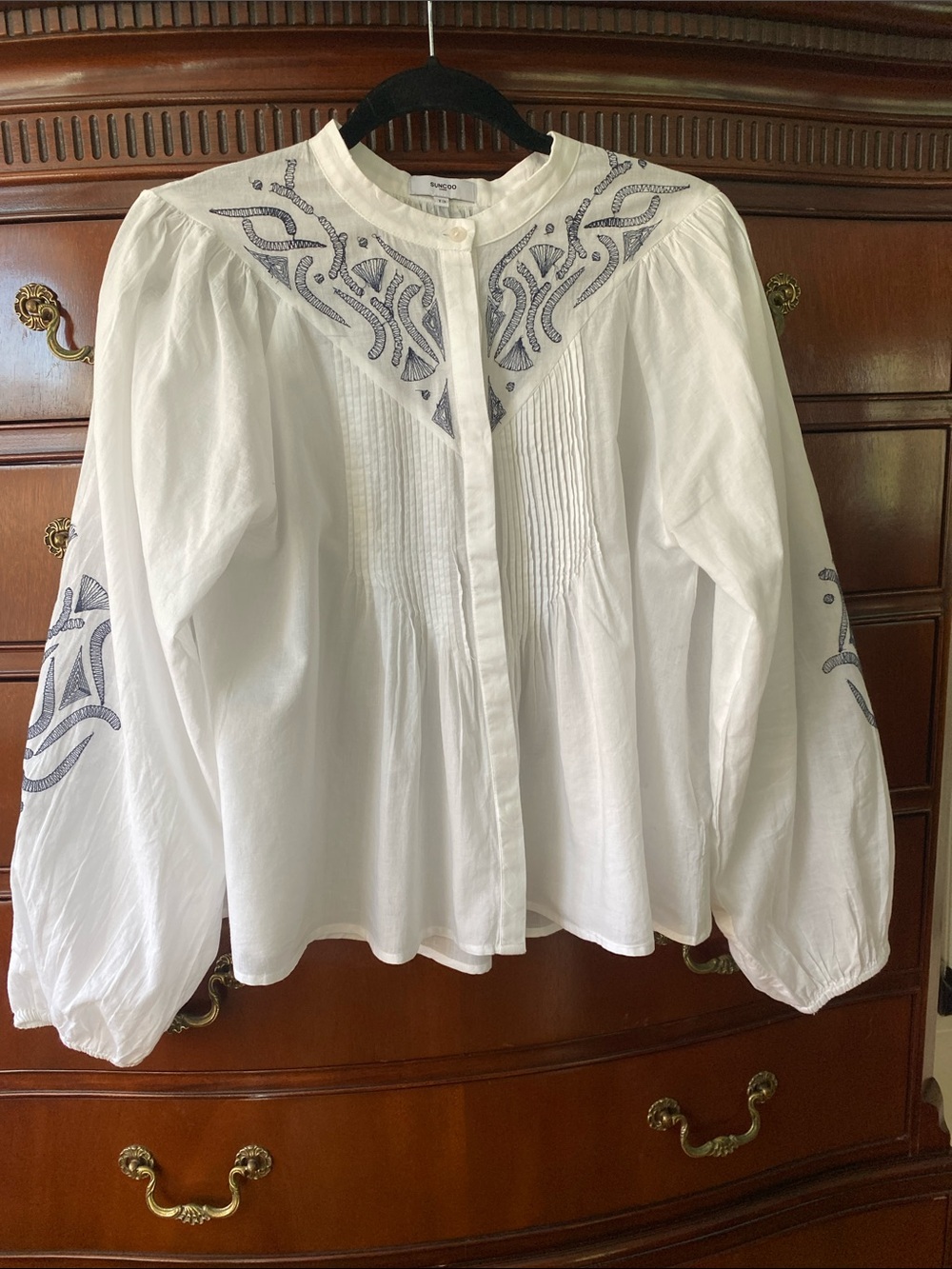 SUNCOO White Button-Front Peasant Style Blouse with Black Embroidery